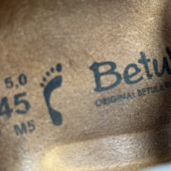 Birkenstock Betula woman’s white sandals size 7 - Picture 7 of 8